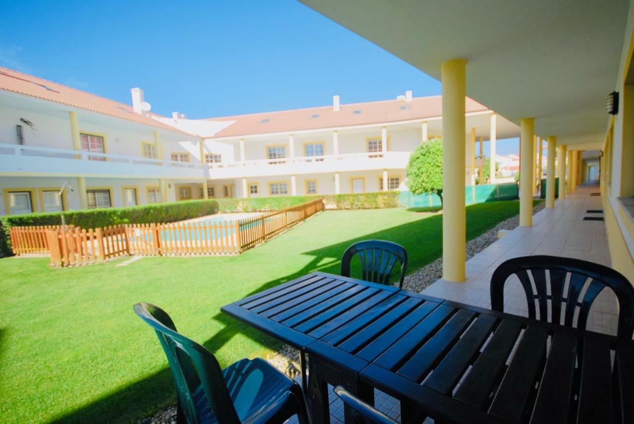 Casa Pedro - Baleal Beach, Balcony, Pool Buitenkant foto